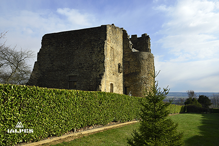 Château d'Anjou, Isère