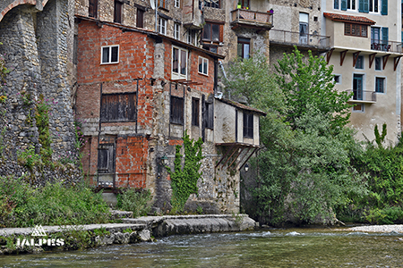 Maisons suspendues Pont-en-Royans